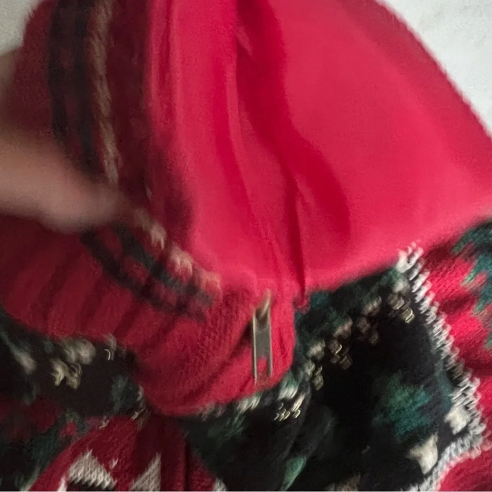 Vintage Heirloom Collectibles Christmas Sweater – Size Small - Picture 5 of 8